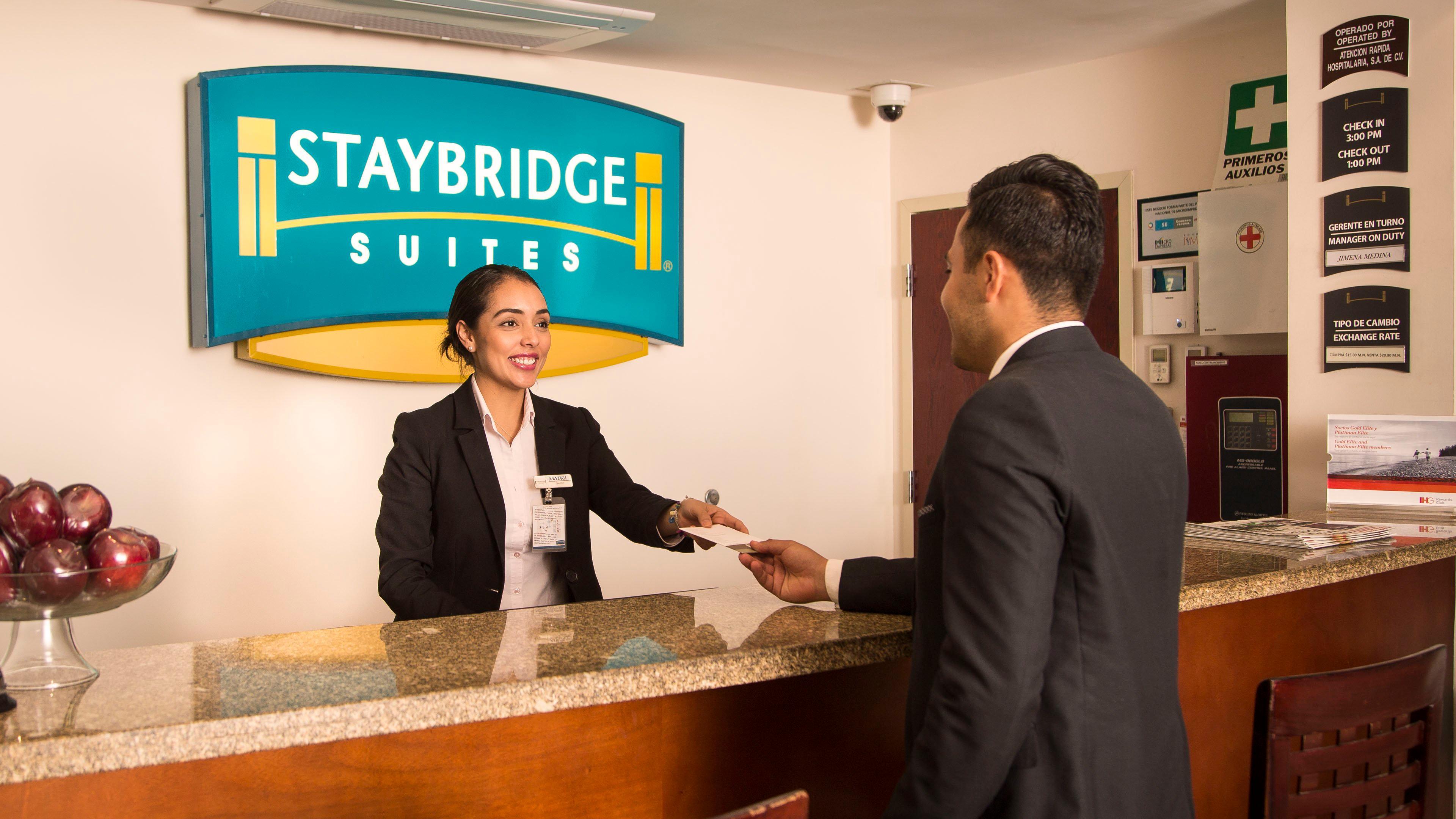 Staybridge Suites Querétaro Exterior foto